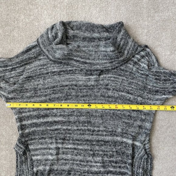 Thistle & Lavender Sweater Womens Small Grey Cowl Neck High Low Side Slits Tunic - Picture 7 of 9